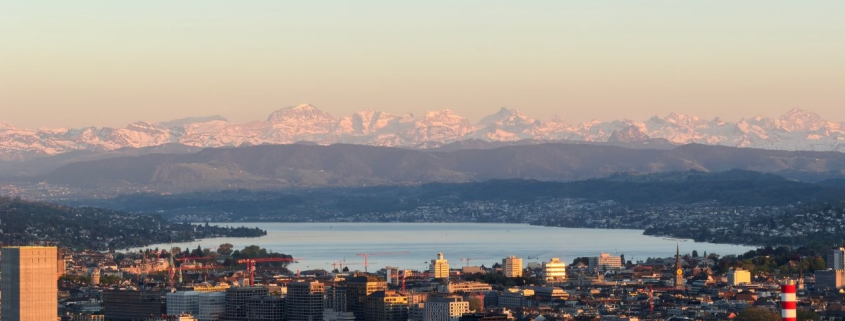 Bureau d'entreprise en Suisse romande envisageant l'externalisation BPO