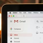 Équipe assurant la gestion emails externalisée d'un service client